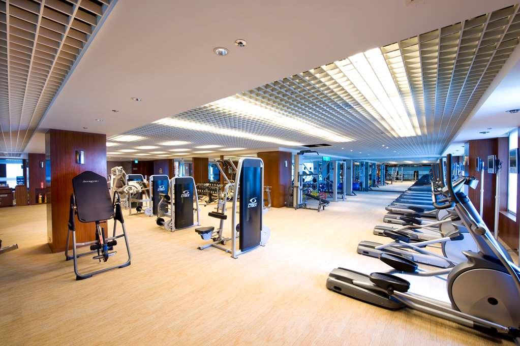 Windsor Hotel Taichung Facilidades foto The gym at the hotel